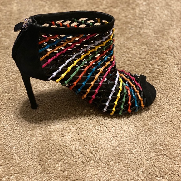 Gucci Multicolored Heels (AUTHENTIC) - Picture 2 of 5